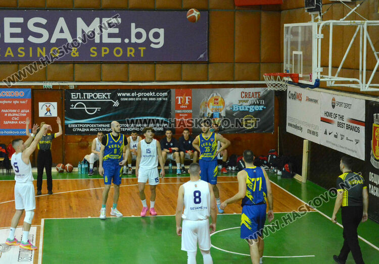 В напрегнат мач “Хебър” победи “Хасково”