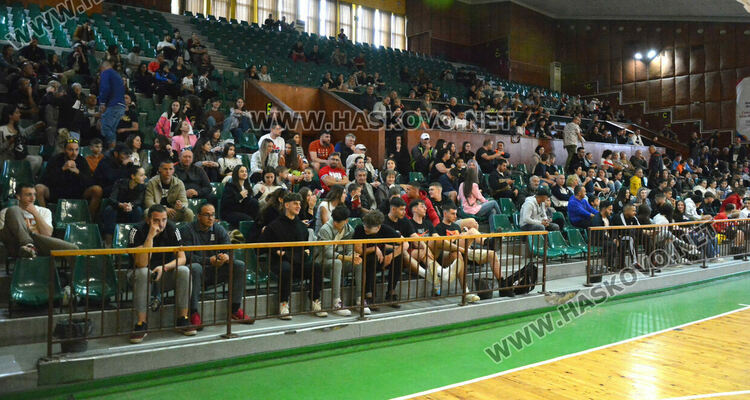 В напрегнат мач “Хебър” победи “Хасково”