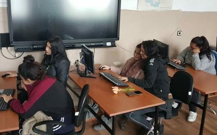 8 април е Ден за почит към ромите-жертви през Втората световна война