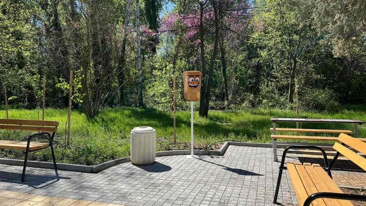 Закачливи табелки в парк "Марица" приканват да пазим по-чисто