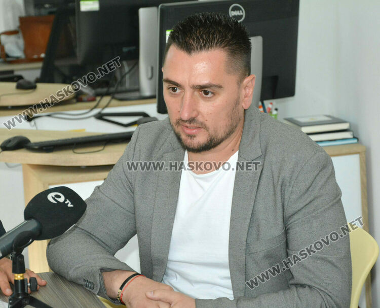 Арх. Валентин Маринов