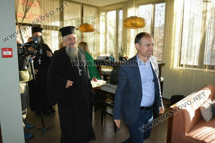 Хасковските мюсюлмани препълниха джамиите за Рамазан Байрам