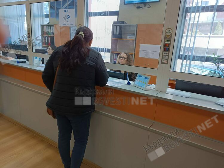 Фирмите декларират авансови вноски до 15 април