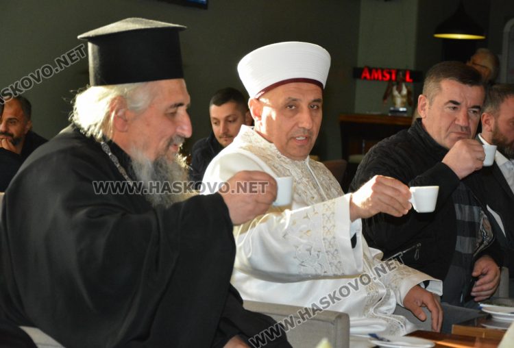 Хасковските мюсюлмани препълниха джамиите за Рамазан Байрам