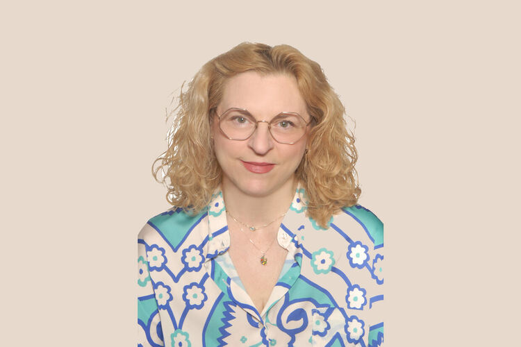 Ифигения Васдари със своя изложба в КДК