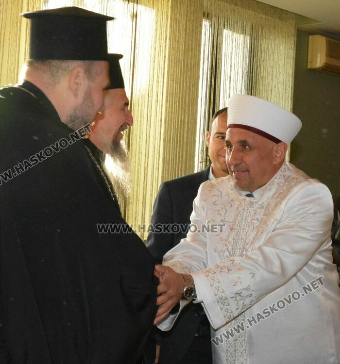 Хасковските мюсюлмани препълниха джамиите за Рамазан Байрам