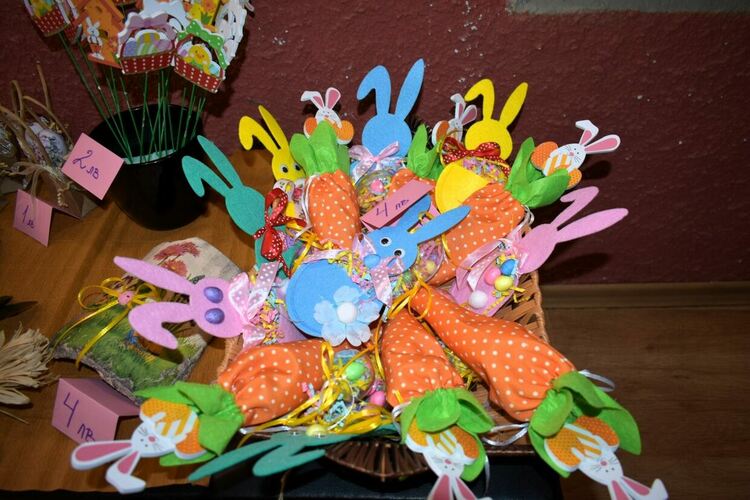 Открит е благотворителният великденски базар в Асеновград 