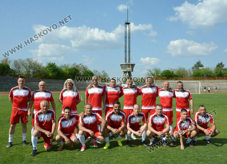 Легенди на „Хасково“ и на „Левски“ играха приятелски мач на Ямача