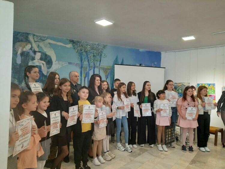 Рекорден брой автори с  619 рисунки участваха в конкурса „С очите си видях бедата“ тази година в област Кърджали