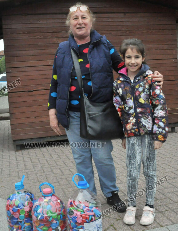 Хасковлии предават капачки и кенчета за закупуване на медицинска апаратура
