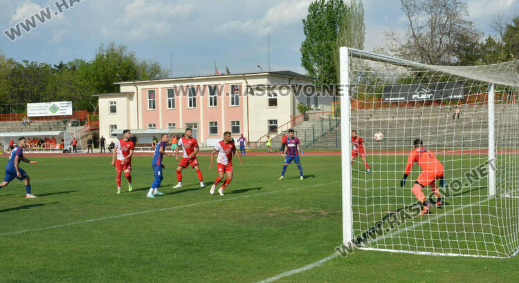 „Саяна Хасково“ победи „Асеновец“, „Димитровград“ със загуба