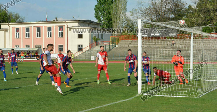 „Саяна Хасково“ победи „Асеновец“, „Димитровград“ със загуба