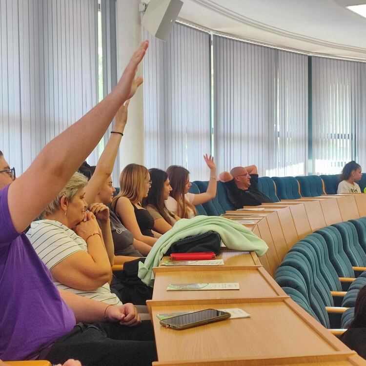 Информационна среща с Медицински колеж Стара Загора проведоха ученици от Димитровград