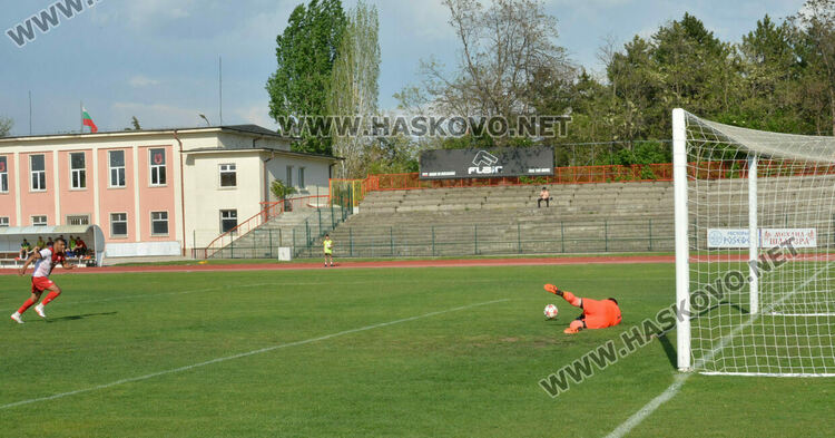 „Саяна Хасково“ победи „Асеновец“, „Димитровград“ със загуба