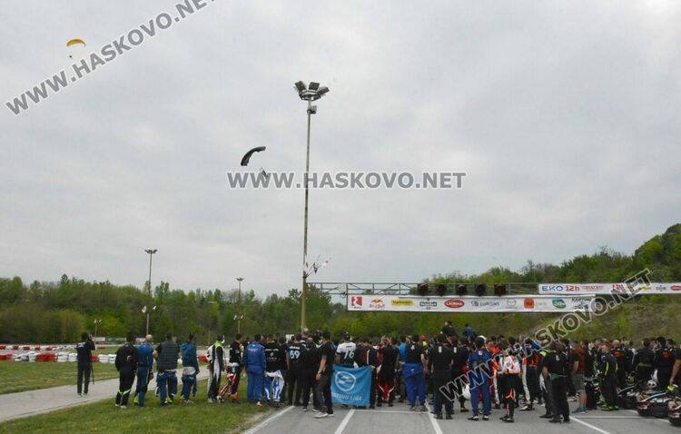 210 пилоти се включиха в 12-часовата надпревара на картинг пистата край Хасково
