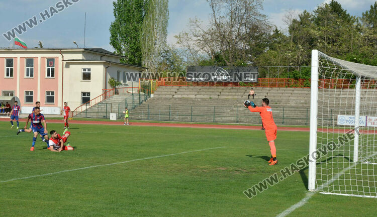 „Саяна Хасково“ победи „Асеновец“, „Димитровград“ със загуба
