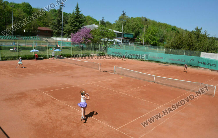 Започна международният тенис турнир в Хасково