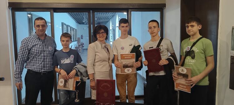 145-години от Търновската конституция отбелязаха в Кърджали по инициатива на Цвета Караянчева, председател на 44-то Народно събрание 