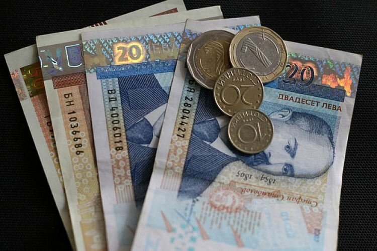 Предупреждават за много фалшиви банкноти