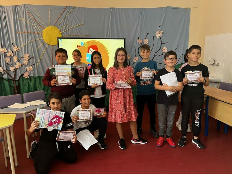 Сесил Николова е победител в състезание по бързо четене на английски език