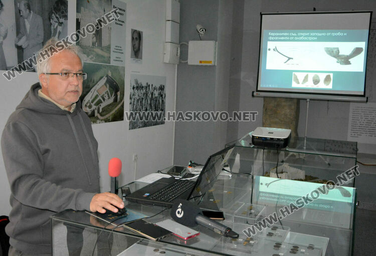 Приключиха проучванията за тракийската гробница край Текето