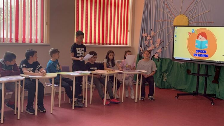 Сесил Николова е победител в състезание по бързо четене на английски език