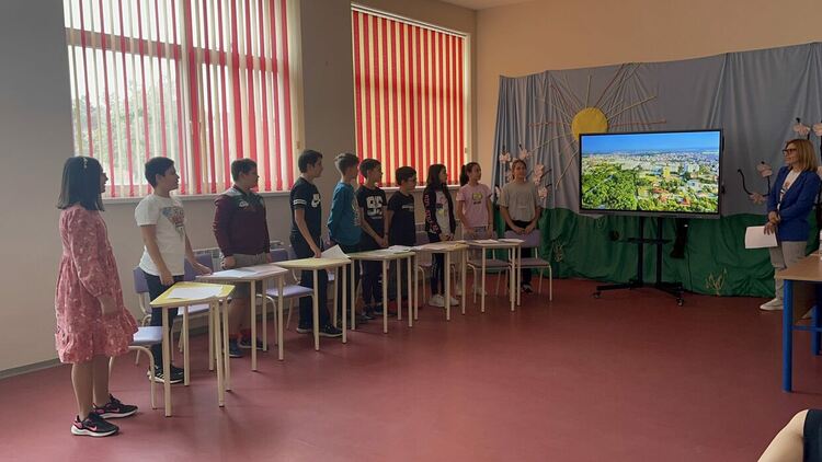 Сесил Николова е победител в състезание по бързо четене на английски език