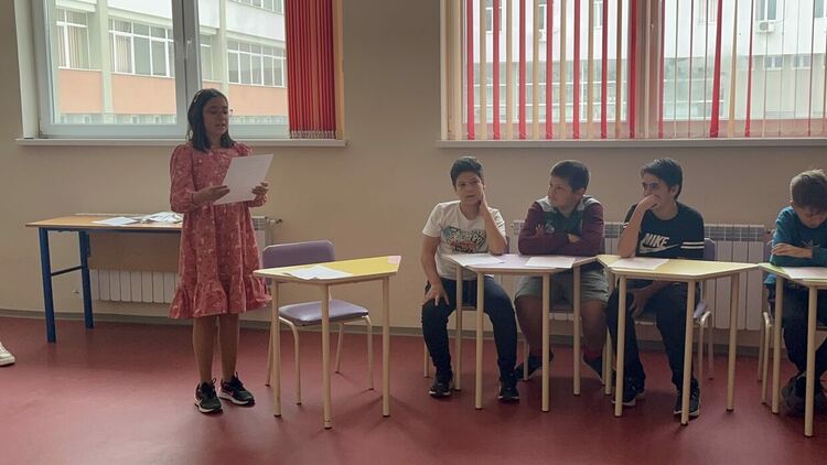 Сесил Николова е победител в състезание по бързо четене на английски език