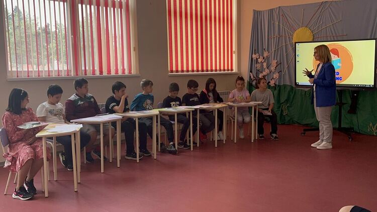 Сесил Николова е победител в състезание по бързо четене на английски език