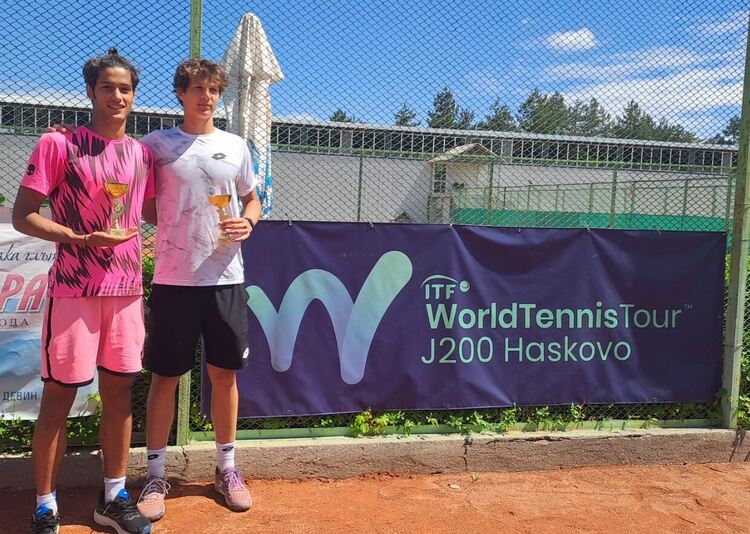 Полякини и италиано-румънски тандем триумфираха в надпреварите на двойки на тенис турнира в Хасково
