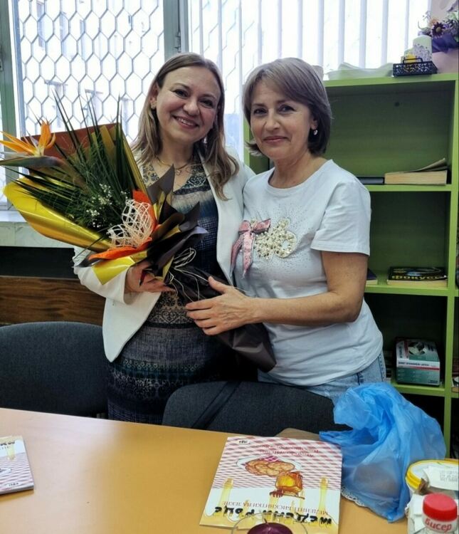 Представиха книгата "Медени ръце" по интересен и вкусен начин в Асеновград 