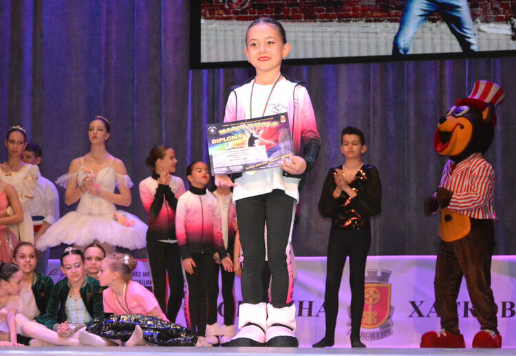 Откриха Международния танцов фестивал „Вълшебен свят“ в Хасково