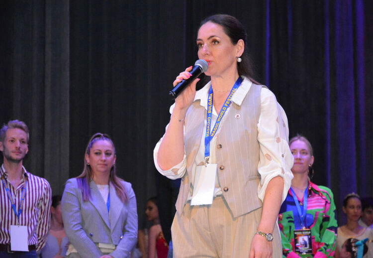 Откриха Международния танцов фестивал „Вълшебен свят“ в Хасково