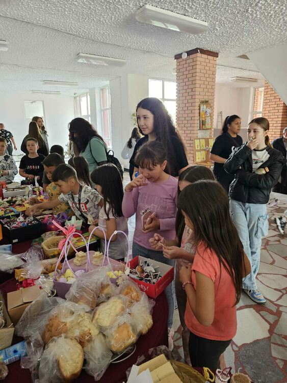 5700 лв. събраха златаровци в полза на Ради Михайлов