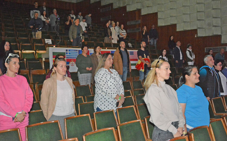 Откриха Международния танцов фестивал „Вълшебен свят“ в Хасково