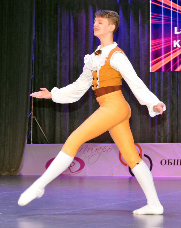 Откриха Международния танцов фестивал „Вълшебен свят“ в Хасково