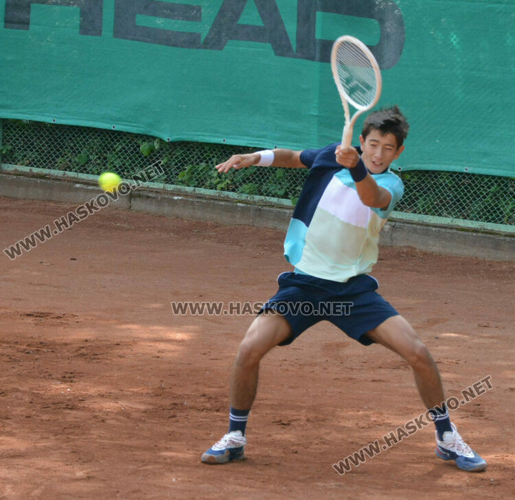 Полякини и италиано-румънски тандем триумфираха в надпреварите на двойки на тенис турнира в Хасково