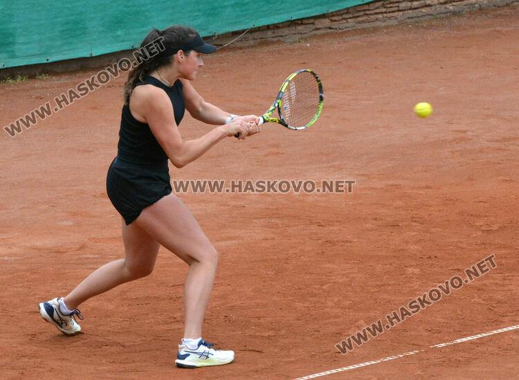Българин и полякиня триумфираха на тенис турнира J 200 в Хасково