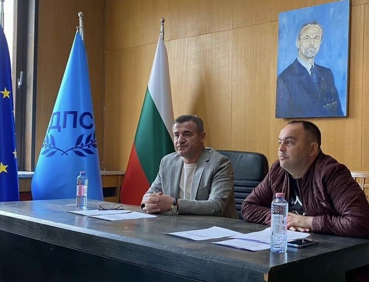  Общинската структура на ДПС в Хасково иска  Делян Пеевски за водач на парламентарната листа