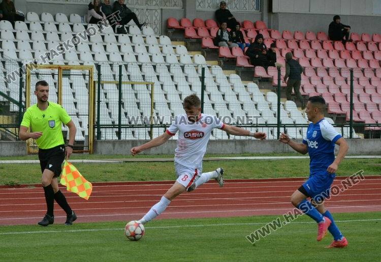 Милен Танев вкара 5 гола на „Ямбол“, а „Саяна Хасково“ се върна към победите