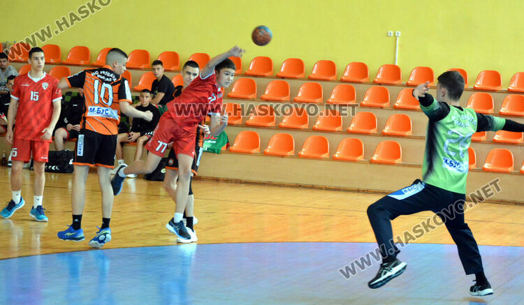“Асти ‘91“ ще играе квалификации за финалите при 16-годишните