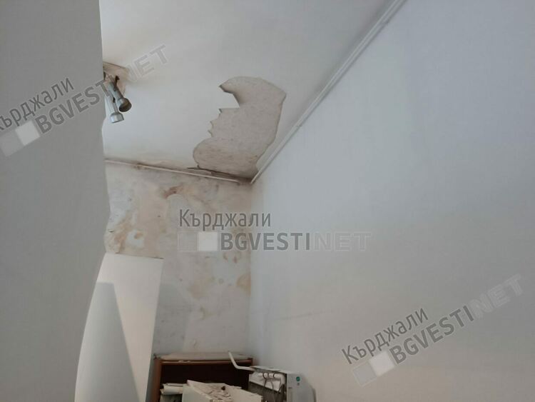 Заради безхаберие Художествената галерия в Кърджали е за основен ремонт