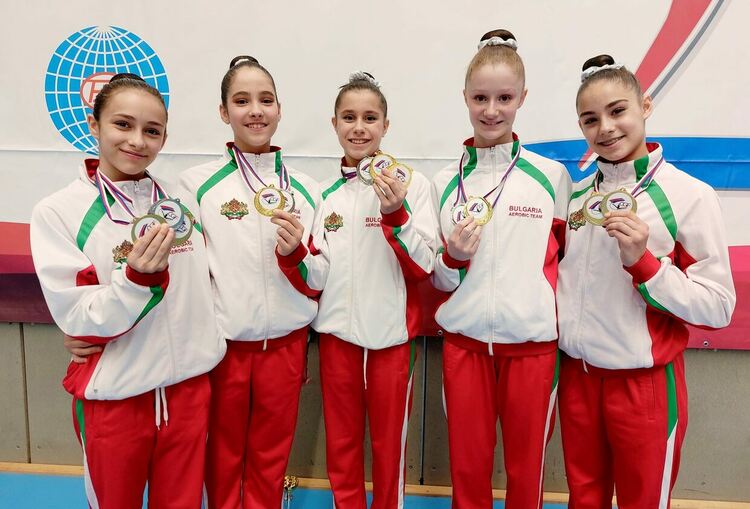 5 медала за състезателите на „Мега спорт“ от международен турнир в Прага