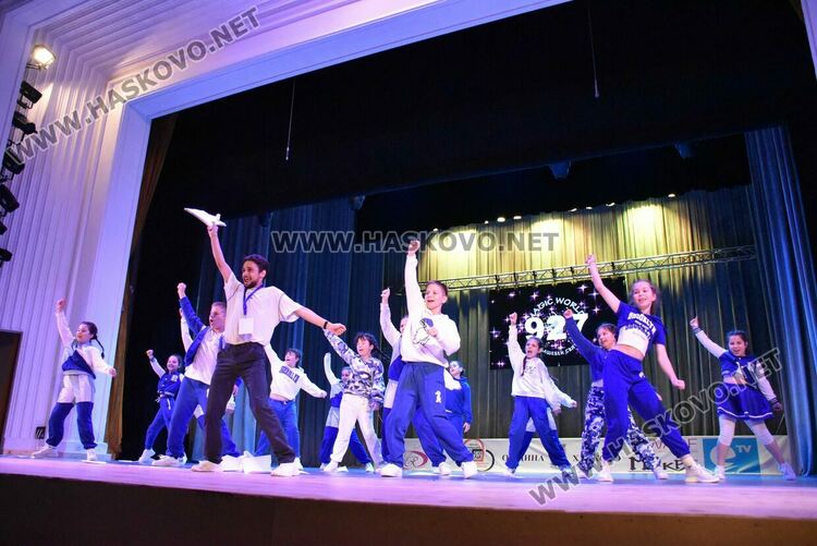 Варненският балет „Sense“ с голямата наградата „Гран при“ от фестивала „Вълшебен свят“