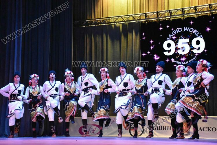 Варненският балет „Sense“ с голямата наградата „Гран при“ от фестивала „Вълшебен свят“