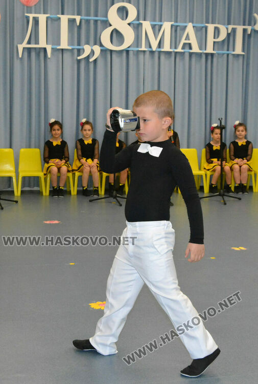 Тържествено откриха обновената детска градина „8 март“ в Хасково