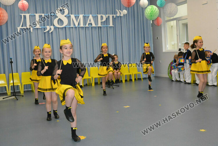 Тържествено откриха обновената детска градина „8 март“ в Хасково