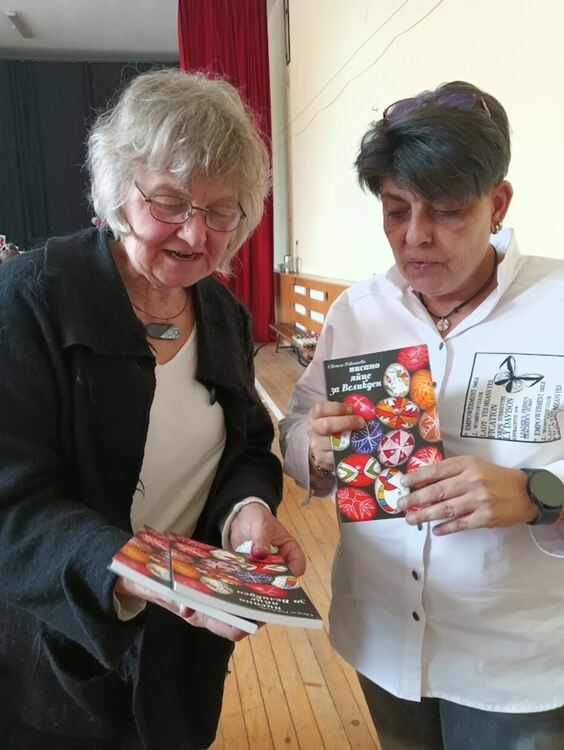 Работилница за писани яйца заработи в дебърското училище