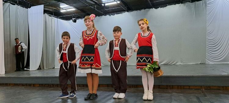 Паисиевци са лауреати от национален фолклорен фестивал