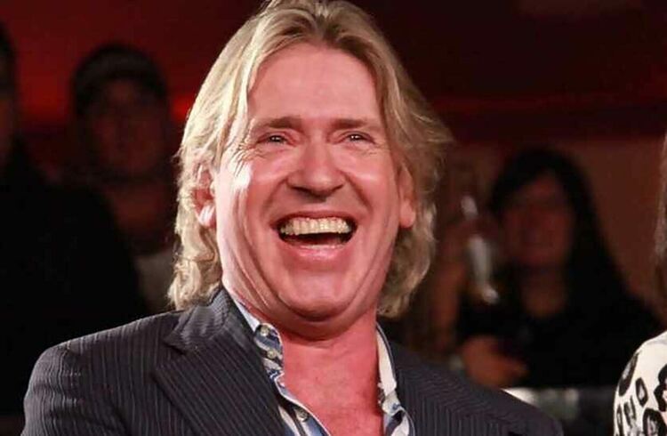 Продуцентът на U2 Стив Лилиуайт идва в България